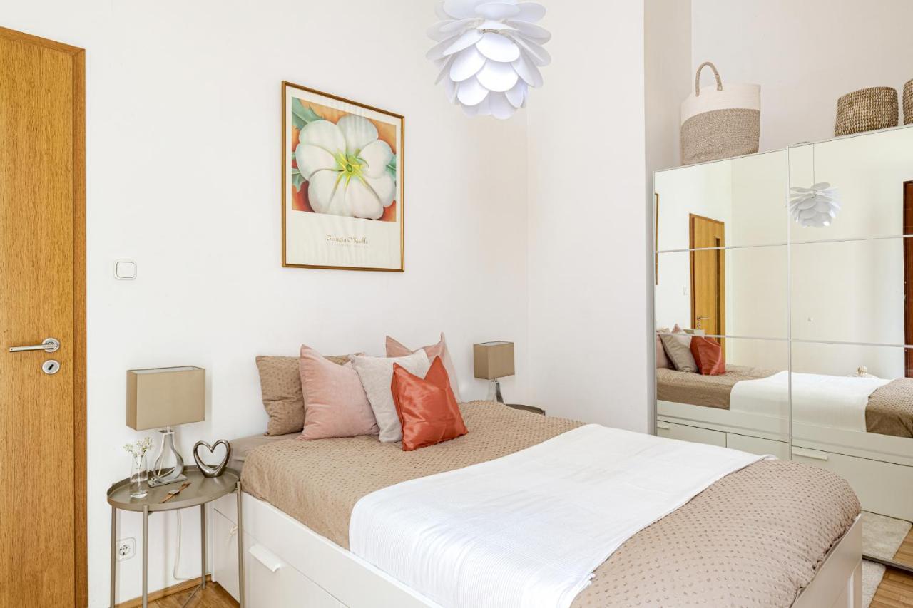 Kaz13 Kazinczy Apartment Budapest Exterior photo