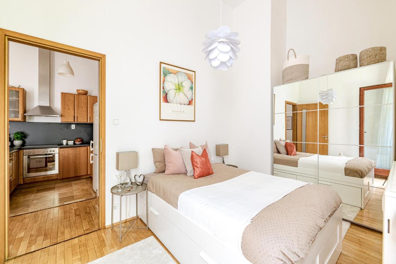 Kaz13 Kazinczy Apartment Budapest Exterior photo